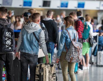 Viajes de egresados provocaron un brote masivo de coronavirus en España