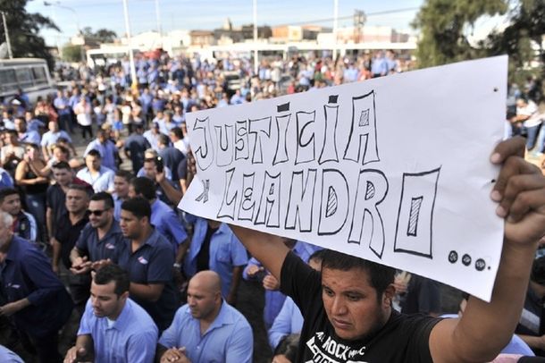 Último adiós al colectivero: cortan parcialmente la ruta 3 frente a la casa velatoria