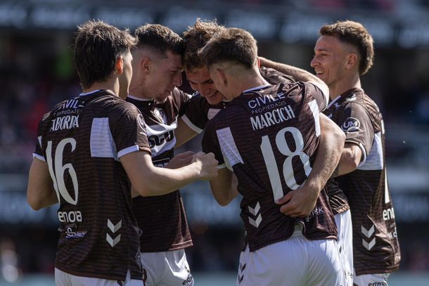 Pelota libre de riesgo en el celular: cómo ver en vivo Platense vs. River