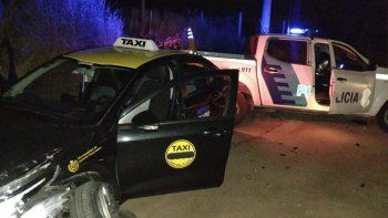 Mar del Plata: adolescente robó un taxi, chocó a un patrullero y fue detenido