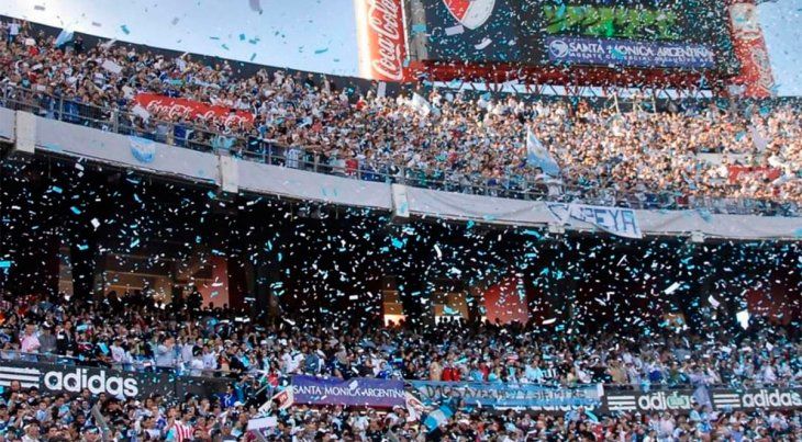 hinchada-seleccion-argentina-monumental