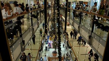 Más de siete de cada 10 argentinos modificarán sus hábitos de compra en Navidad Más de siete de cada 10 argentinos modificarán sus hábitos de compra en Navidad