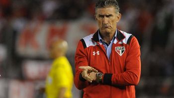 la frase de bauza contra los hinchas de river: pense que iban a llenar la frase de bauza contra los hinchas de river: pense que iban a llenar