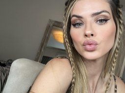 La China Suárez enciende las redes con una microbikini negra en topless