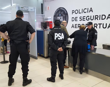 Un pasajero intentó subir a un avión con un arma cargada dentro de su mochila
