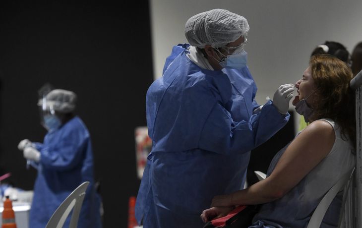 Reportan 77 nuevas muertes y 3.709 contagios en las últimas 24 horas
