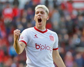 El golazo de Rollheiser que se mete entre los mejores del torneo