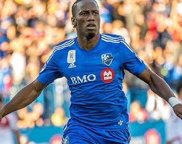 Al Guinness: Drogba metió dos goles de taco en menos de 2 minutos