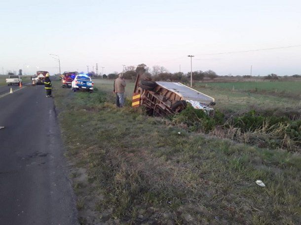 Una yegua casi produce una tragedia fatal en Entre Ríos.