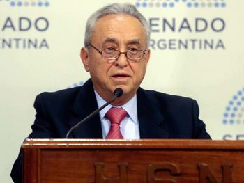 Pedro Cahn, infect&oacute;logo&nbsp;
