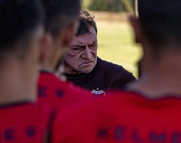 Falcioni vs Montenegro: Empezó a hacer mal su trabajo