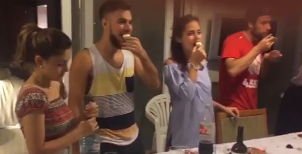 El delantero &nbsp;compartió su festejo con sus seguidores