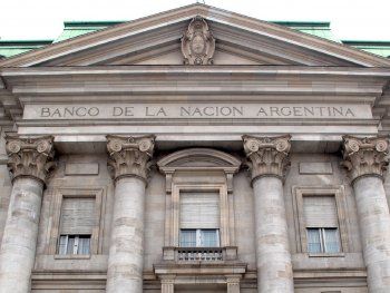 Imputan a directora del Banco Nación por irregularidades en contrataciones