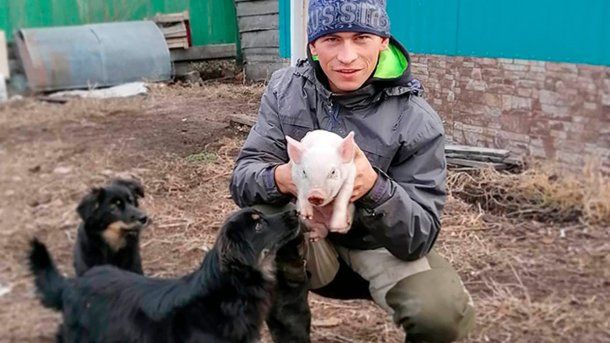 Rusia: el coronavirus dejó a Alexey aislado sin internet en la granja de su familia