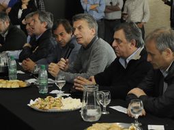 en cordoba, macri busca seducir a los votantes de de la sota en cordoba, macri busca seducir a los votantes de de la sota