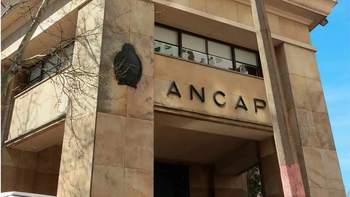 Ancap abrirá los sobres de la licitación para el portlando en Uruguay, sin saber si habrá ofertas concretas. Ancap abrirá los sobres de la licitación para el portlando en Uruguay, sin saber si habrá ofertas concretas.