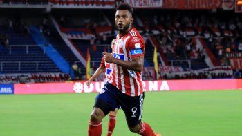 river: por falta de dolares, peligra el pase de miguel borja river: por falta de dolares, peligra el pase de miguel borja