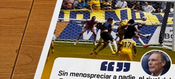 El palito del Auckland City a Miguel Ángel Russo en su vuelta al estadio tras el Mundial de Clubes