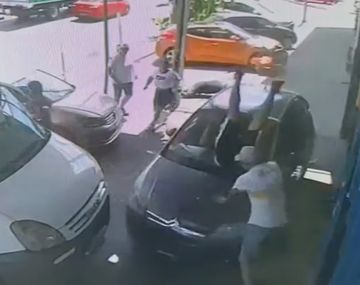 Ataque en San Justo: intentó matar a su padre y en la huida atropelló a un joven