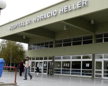 La encadenó del cuello y la atacó a sillazos