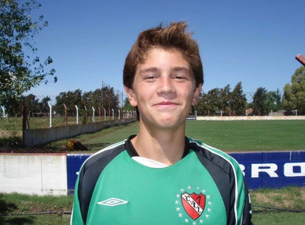 Las fotos inéditas de Dibu Martínez cuando jugaba en las inferiores de Independiente