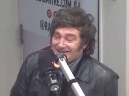 Javier Milei se puso a llorar en vivo durante una entrevista: el curioso motivo