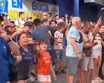 Movilización en apoyo a Riquelme tras la suspensión de las elecciones en Boca