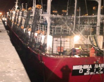 Amarró un pesquero con 22 tripulantes con coronavirus en Comodoro Rivadavia