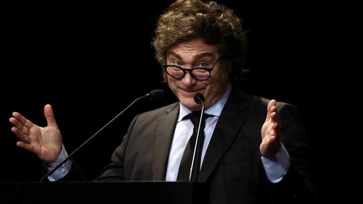“Amo ser el topo dentro del Estado