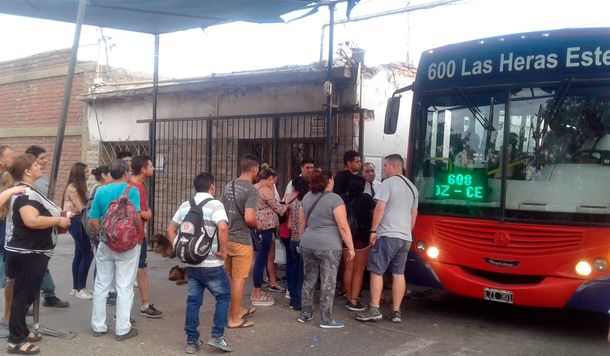 Memes y reclamos por Mendotran, el nuevo sistema de transporte público de Mendoza