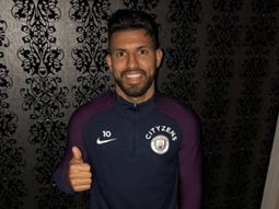 El delantero llevó tranquilidad en su cuenta de Twitter