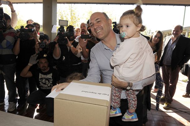 Carmona: A la alianza UCR-PRO no le resultará fácil evitar la diáspora de votos