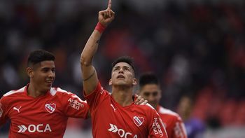 en un duelo de necesitados, independiente derroto a velez en un duelo de necesitados, independiente derroto a velez
