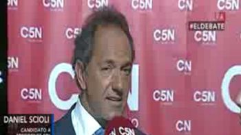 scioli, tras el debate: quedo en evidencia el intento de devaluacion de macri scioli, tras el debate: quedo en evidencia el intento de devaluacion de macri