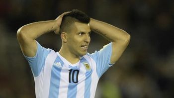 ¿estas de acuerdo? el kun agüero se calza la 10 de la seleccion argentina ¿estas de acuerdo? el kun agüero se calza la 10 de la seleccion argentina