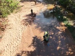 tragico temporal en paraguay: buscan a un nene argentino arrastrado por el agua tragico temporal en paraguay: buscan a un nene argentino arrastrado por el agua