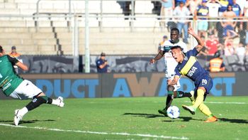 Centurión, una de las figuras del Xeneize en la tarde sanjuanina