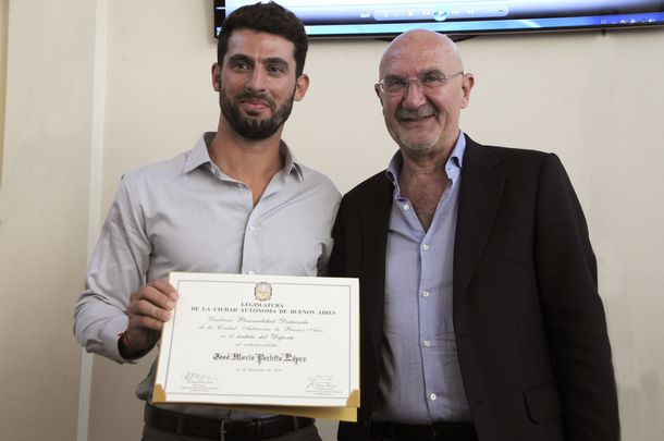 Pechito López, distinguido como Personalidad Destacada del Deporte de la Ciudad