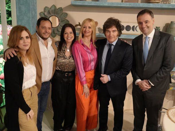 La mesa chica: Javier Milei presentó a su círculo íntimo en el programa de su novia