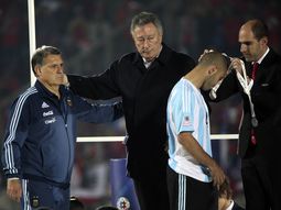 martino, tras la derrota: voy a seguir contando con estos 23 jugadores martino, tras la derrota: voy a seguir contando con estos 23 jugadores