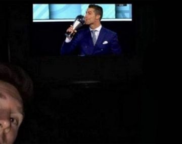 Messi mira a Cristiano Ronaldo ganar el premio The Best de FIFA