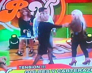 El carterazo que recibió Pradón