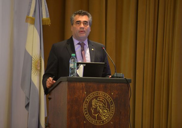 Vanoli: Quieren un Banco Central para devaluar y al servicio de determinados intereses