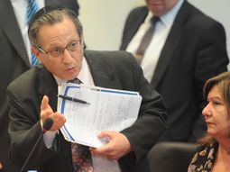 la amia respalda la denuncia de nisman contra iran la amia respalda la denuncia de nisman contra iran