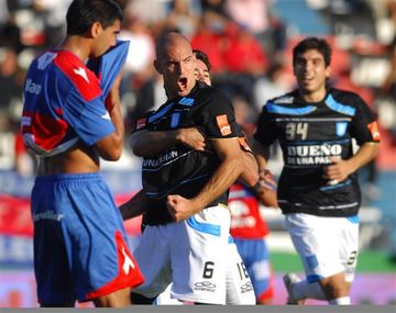 Aveldaño, de quedar en la historia de Belgrano y jugar más de 100 partidos en Racing a practicar un deporte desconocido en Europa.&nbsp;
