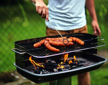 Una vegana demandó a su vecino porque le molestaba el humo de sus asados