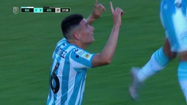 Mauricio Martínez marcó un golazo para el descuento de Racing