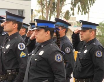 El Gobierno oficializó un aumento para los efectivos de la Policía Federal