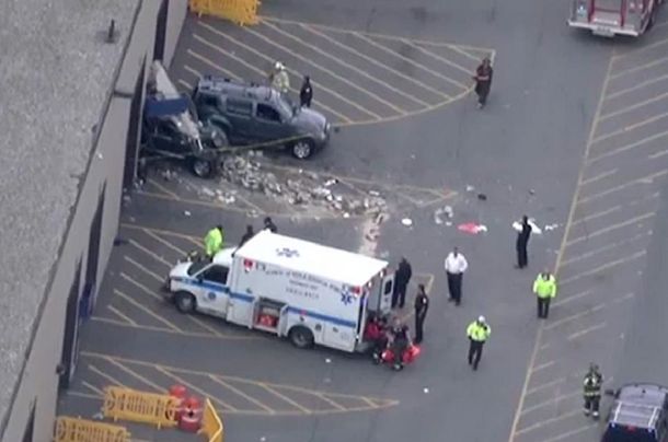 Un conductor atropelló a una multitud en Massachusetts