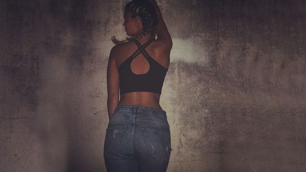 La chica se defendió a las trompadas